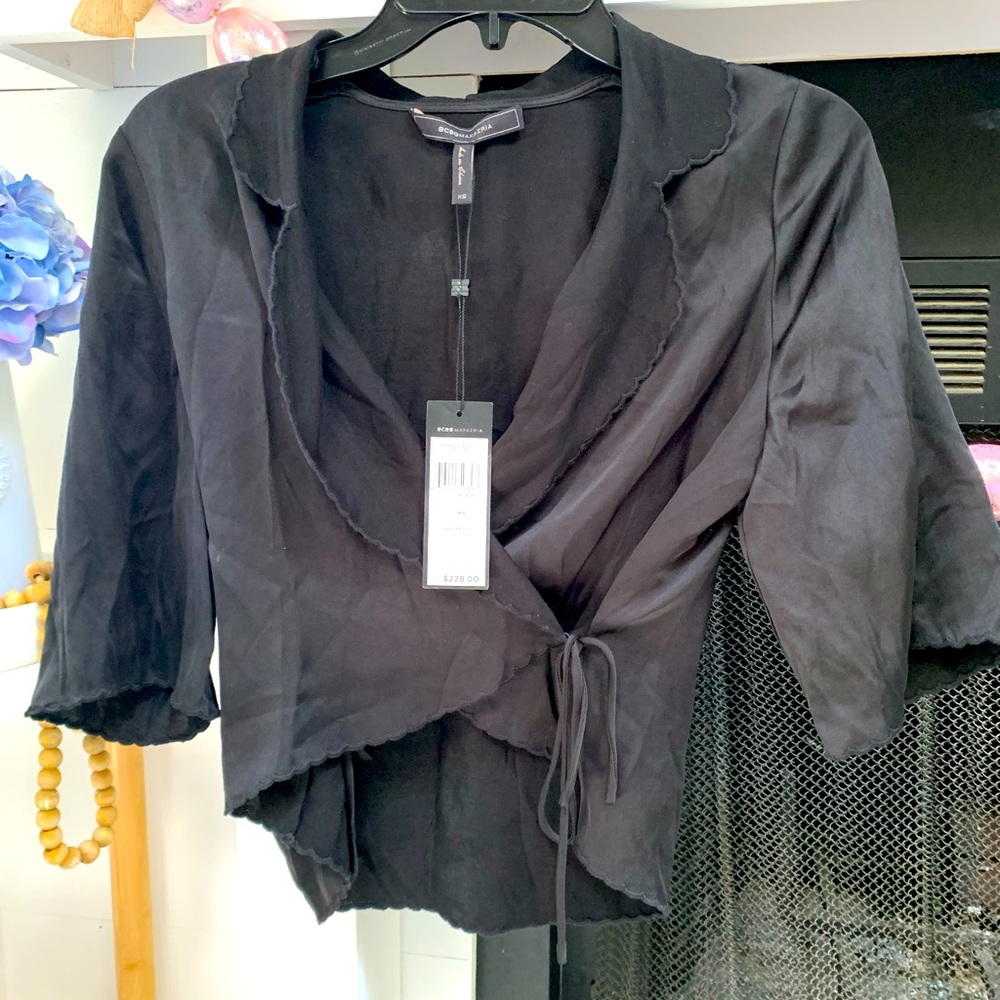 NWT BCBGMAXAZRIA Tie Blouse (XS)